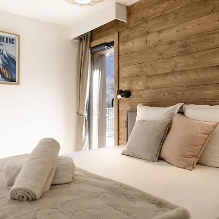 Leo -espace Bien-etre -piscine * Les Houches